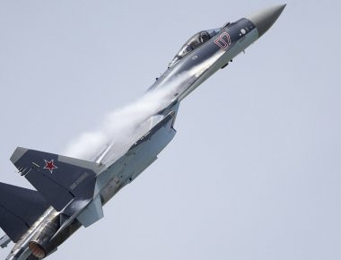 Αυτά τα πράγματα δεν γίνονται: Το Su-35 μόλις παραβίασε τους νόμους της φυσικής στη MAKS 2017 (βίντεο)